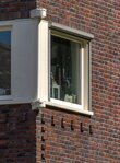 Hoekelement; heeft wel wat weg van een vlaggenmasthouder.
<br/>
Marcel Westhoff, juli 2017